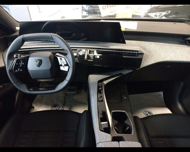 PEUGEOT 5008 1.2 hybrid GT 136cv e-dcs6