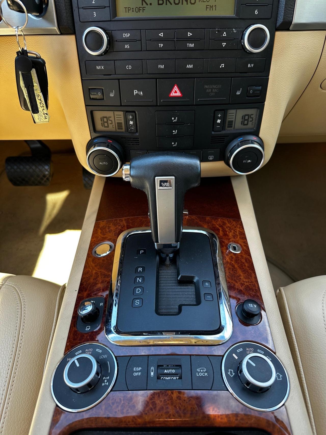 Volkswagen Touareg 3.0 V6 TDI DPF tiptronic