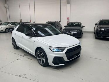 AUDI A1 SPB 30 TFSI S tronic Identity Black S-Line Km 0