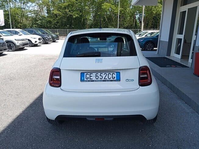 FIAT 500 e- Icon - 2021