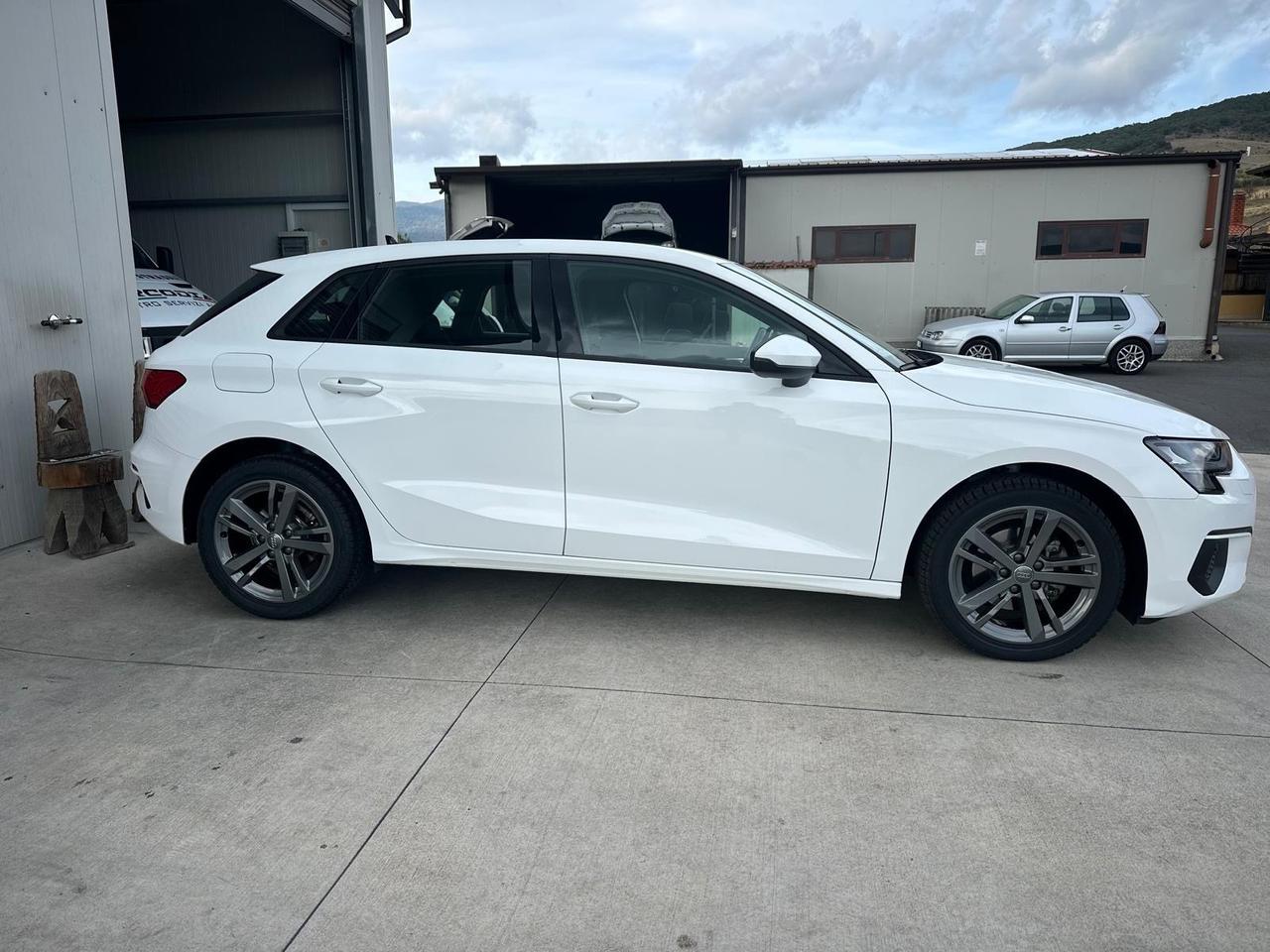 Audi A3 SPB 30 TDI Business Advanced