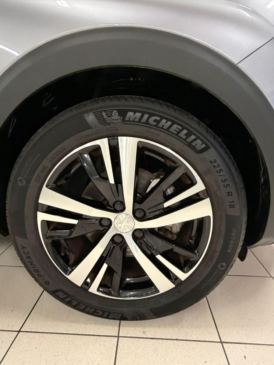 PEUGEOT - 3008 - PureTech Turbo 130 S&S GT Line