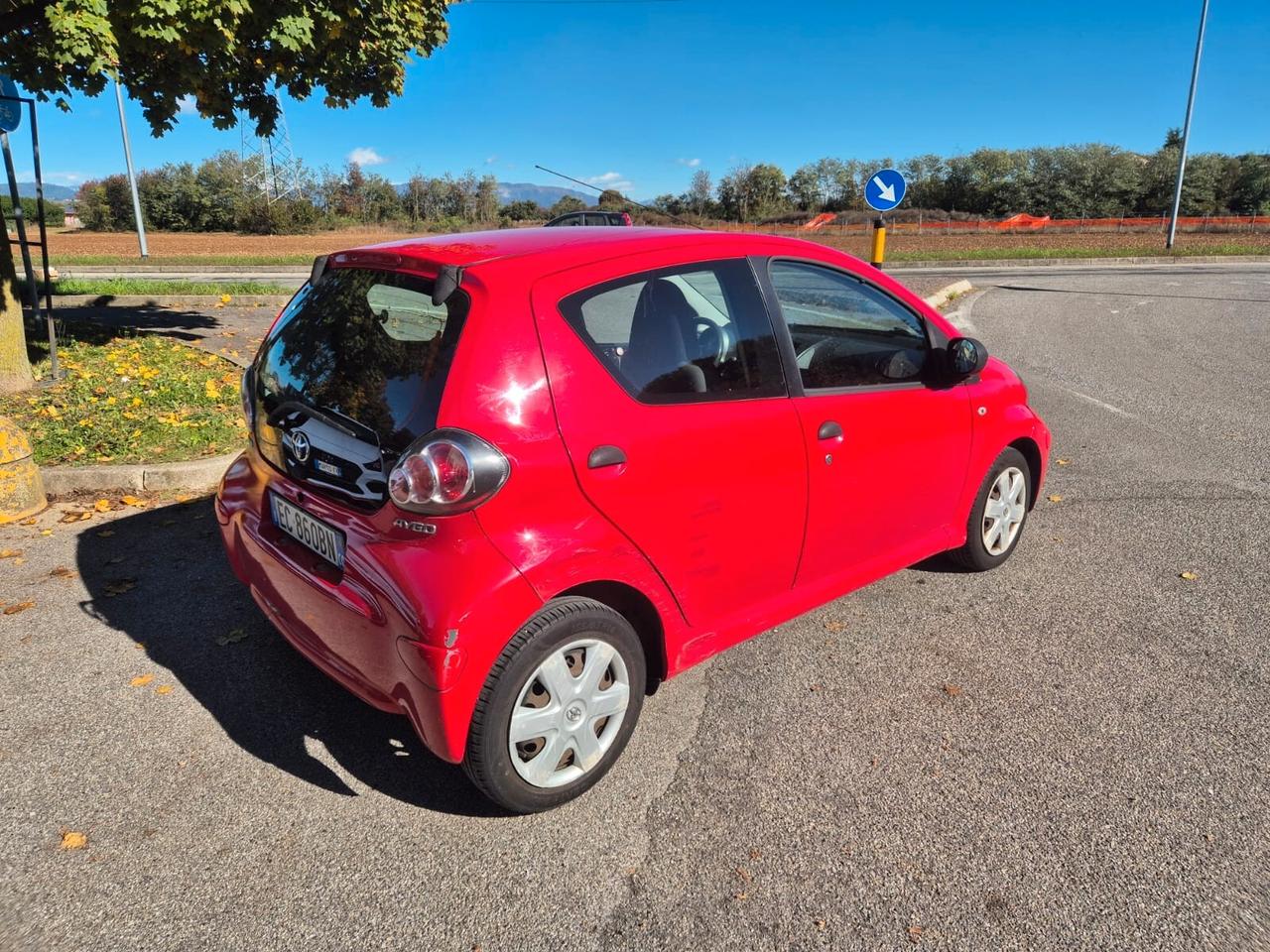 Toyota Aygo 1.0 12V VVT-i 5 porte Sol