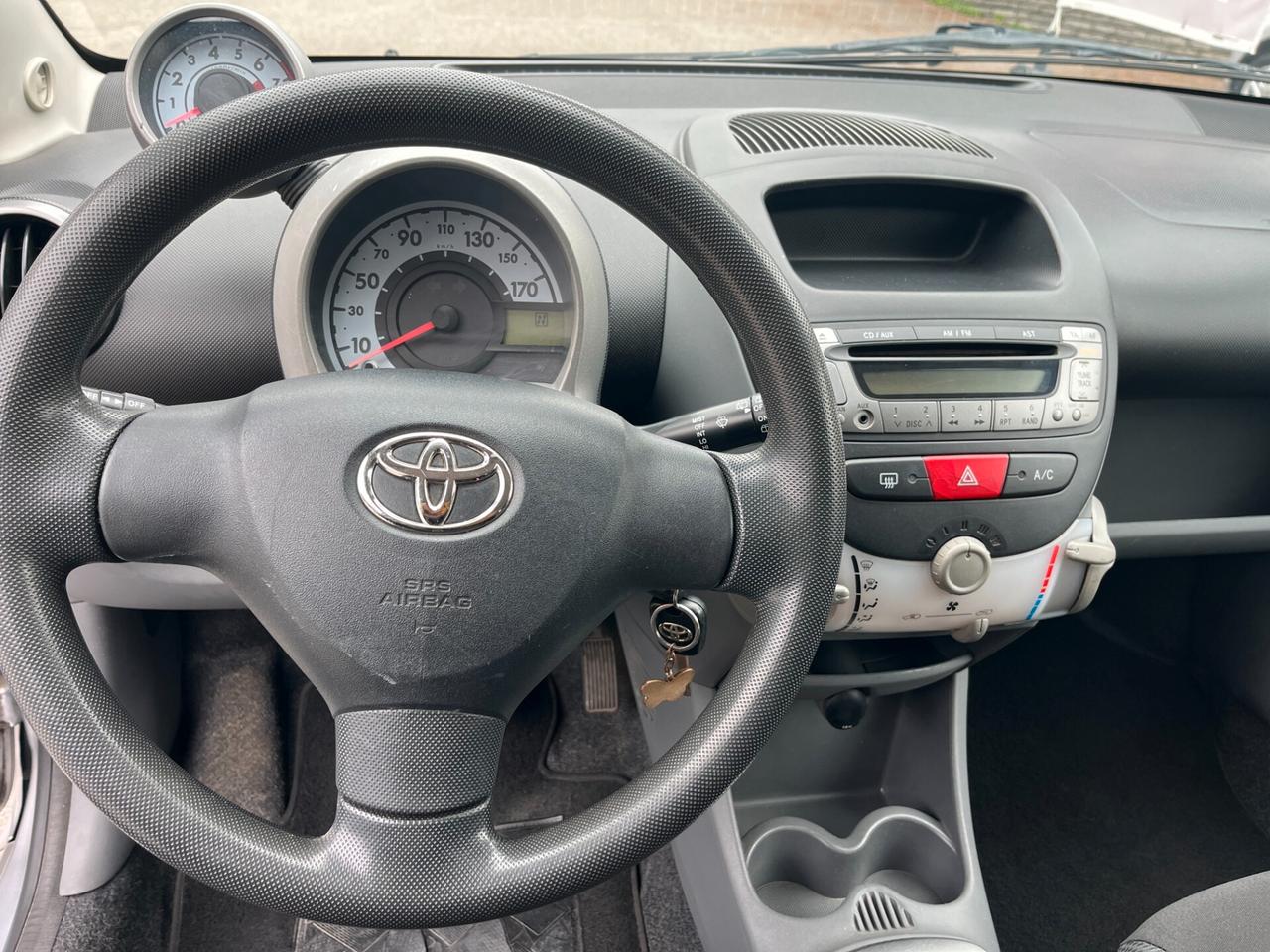 Toyota Aygo 1.0 12V VVT-i 5 porte
