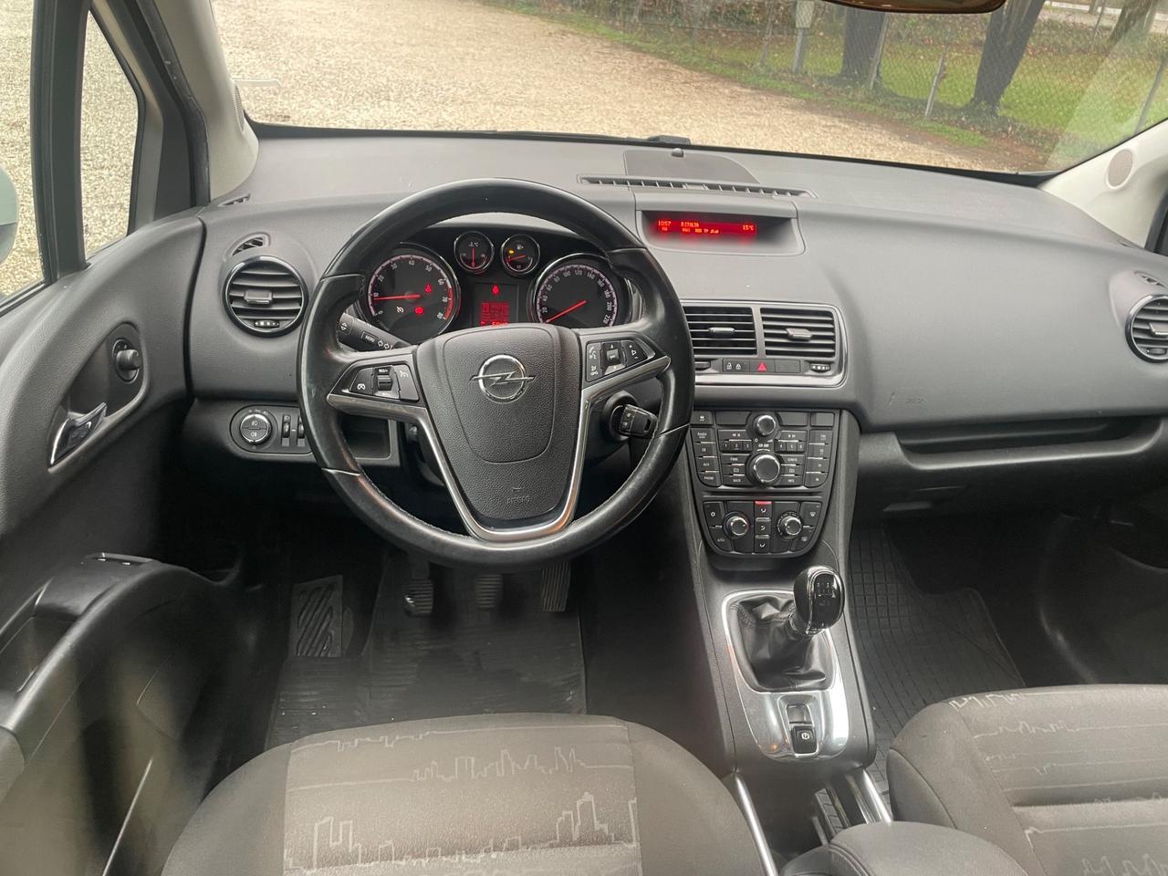 Opel Meriva 1.4 benzina anno 2011 km 115 mila