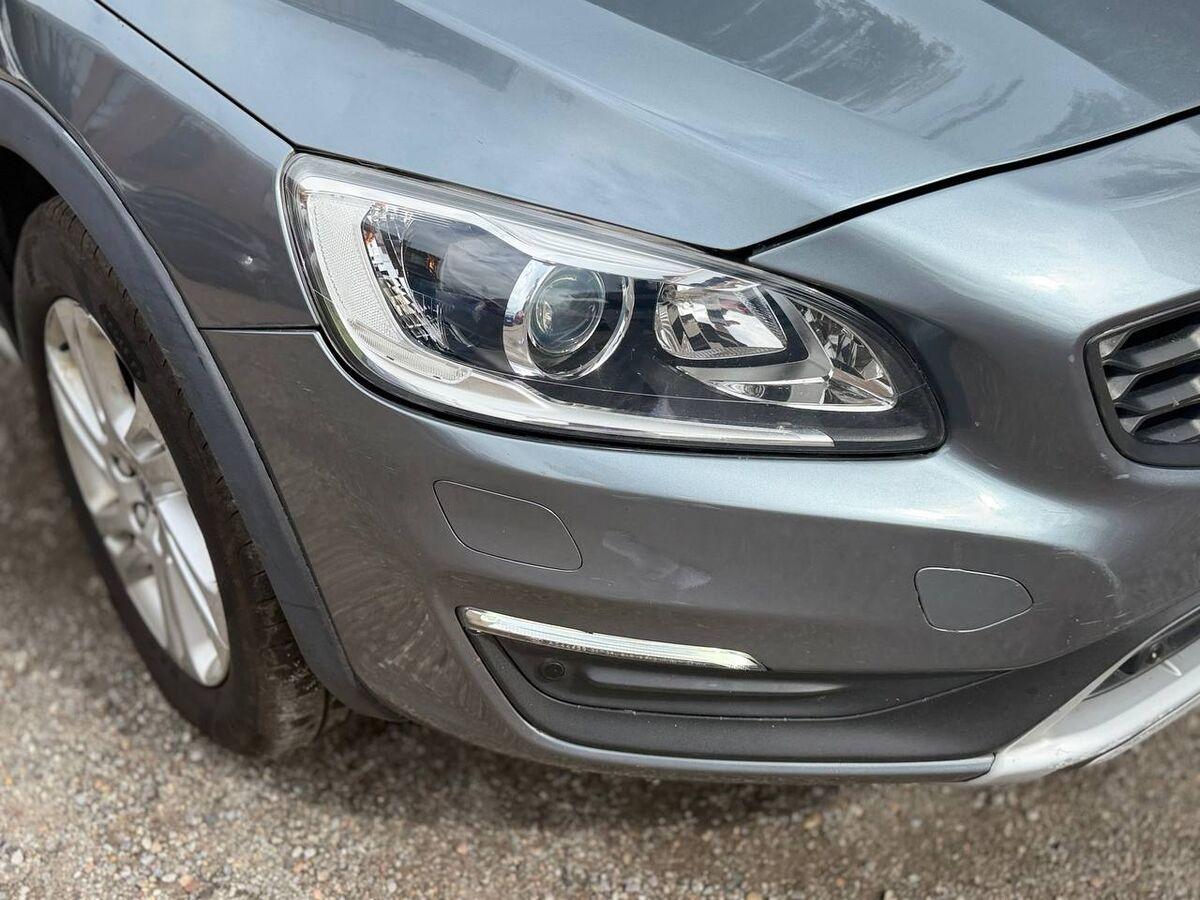 Volvo V60 Cross Country V60 c.country 2.4 D4 Business Plus awd geartronic