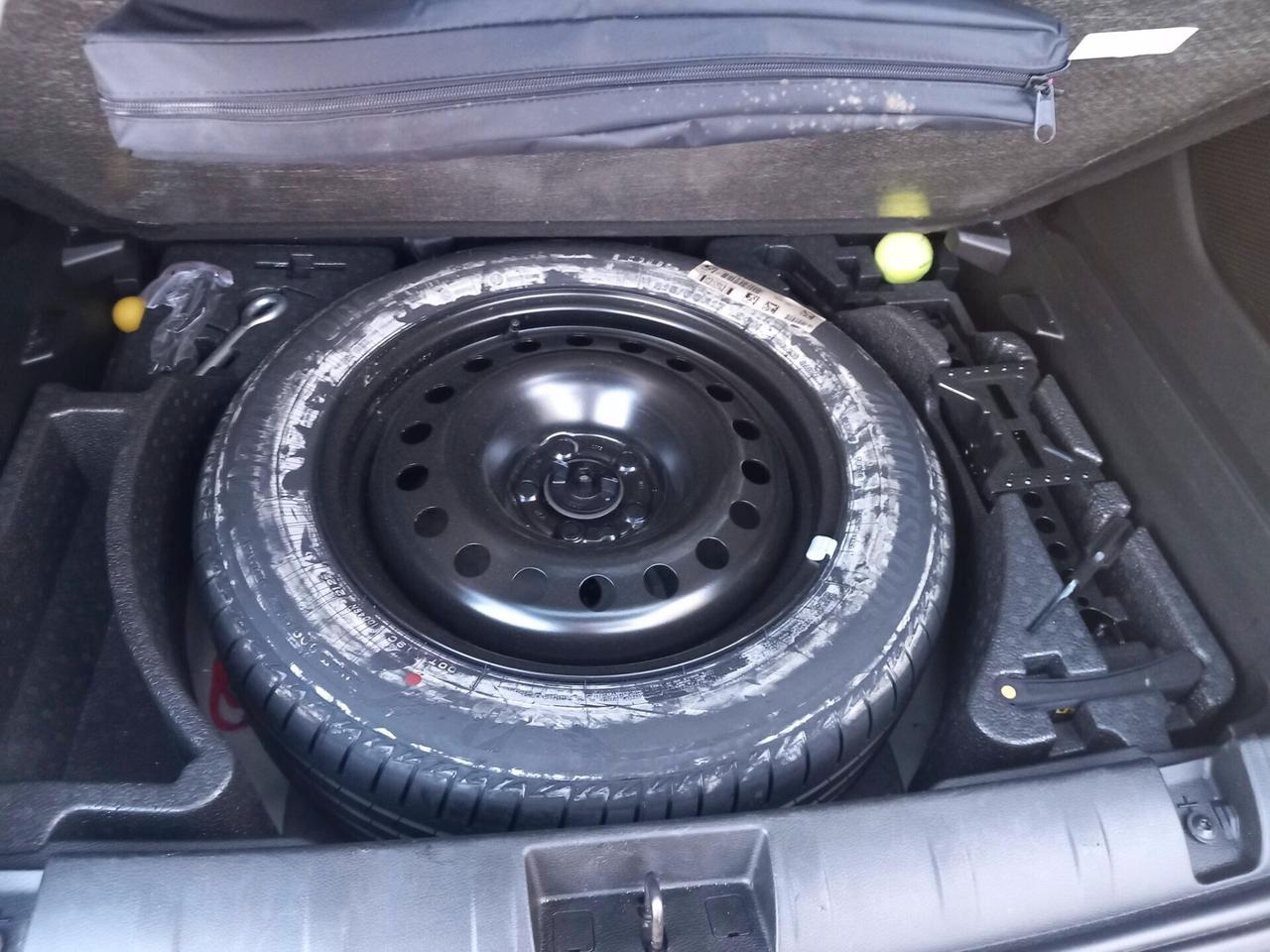 Jeep Renegade 1.6 Mjt 130 CV Limited km 57000 radar retrocamera cerchio r 17 GARANZIA