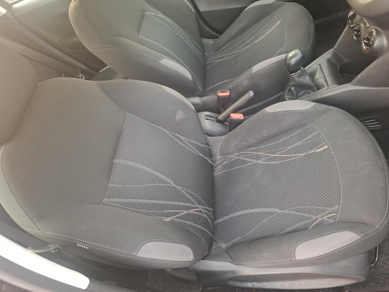Peugeot 208 1.2 VTi 82 CV 5 porte Allure