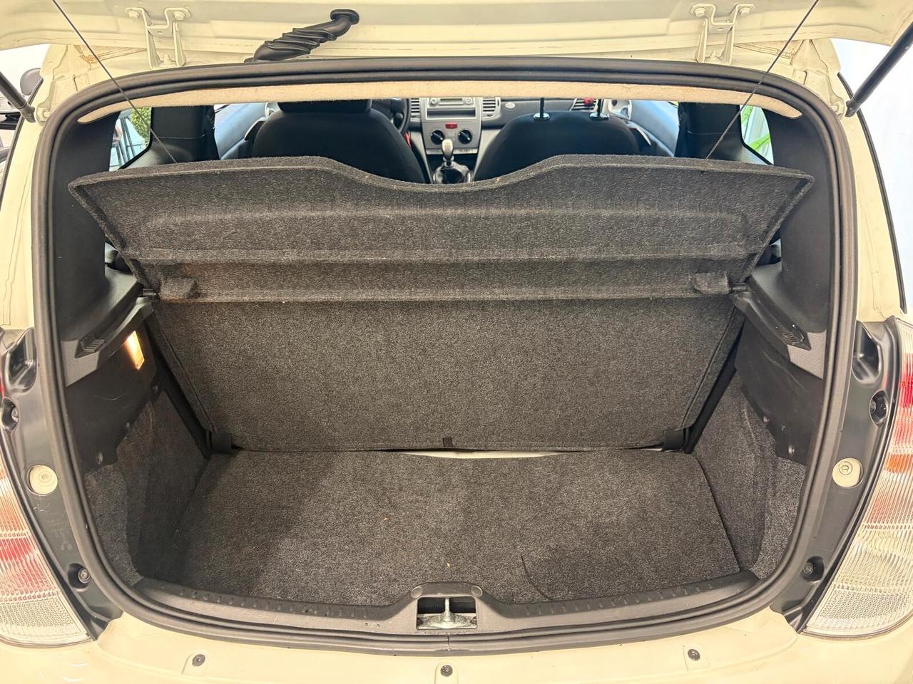 Lancia Ypsilon DIVA 1.2 EURO5 12 MESI DI GARANZIA