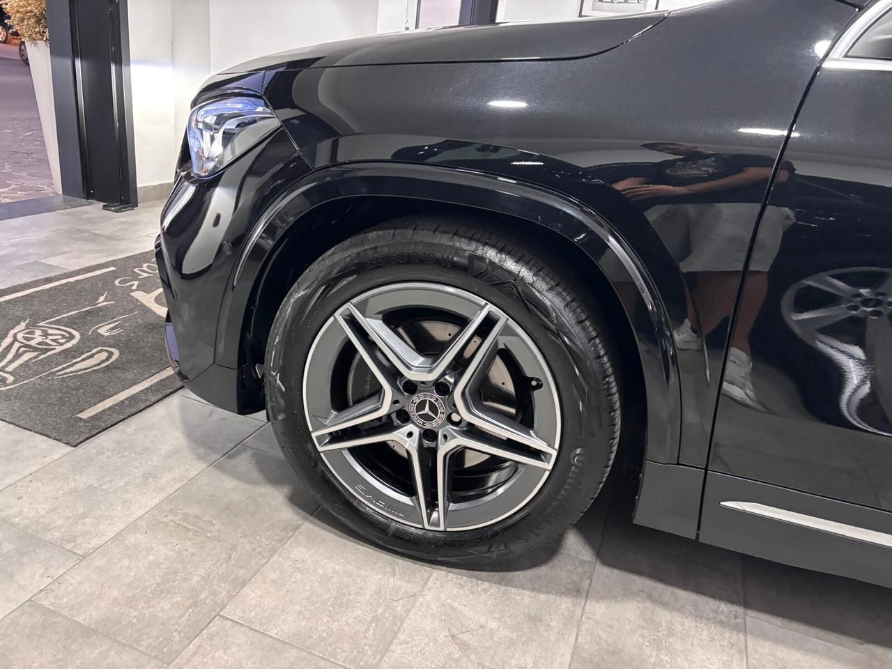 MERCEDES-BENZ GLA 200D PREMIUM AMG LINE TETTO-NAVI-LED