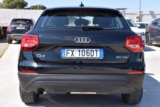 AUDI Q2 30 TDI S tronic Business *Telecamera, Navigatore*