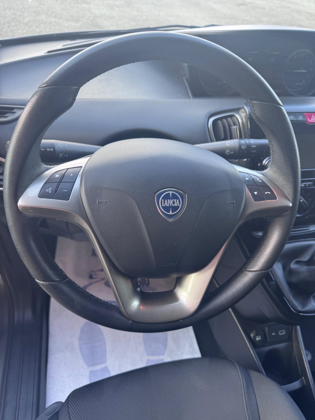Lancia Ypsilon 1.2 69 CV GPL Gold No Obbligo Finanz