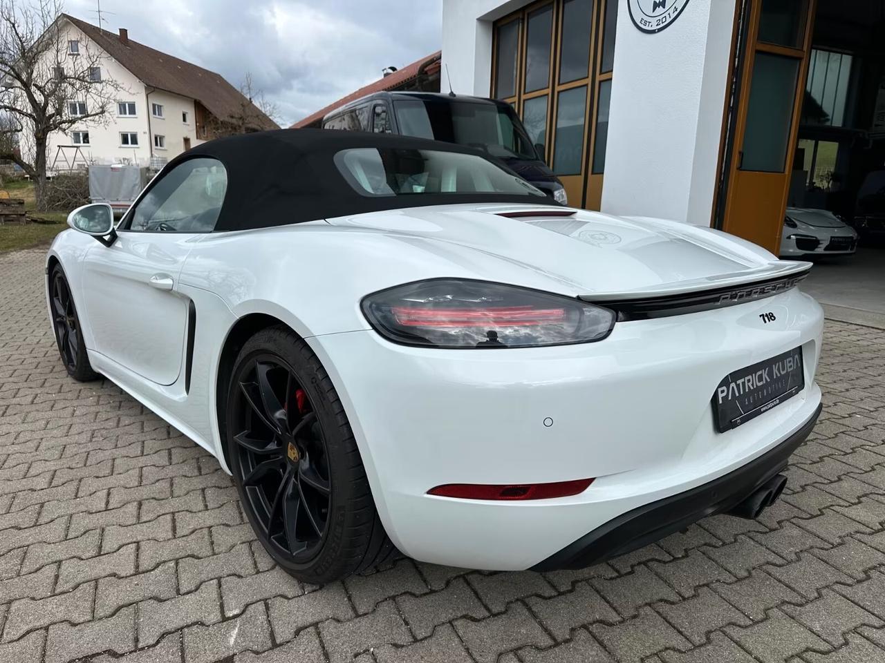 Porsche 718 Spyder Boxster 2.5 S