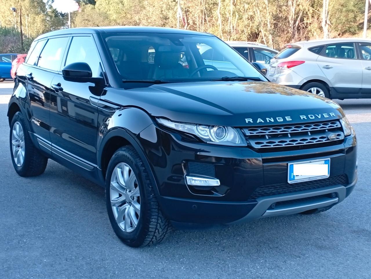 Land Rover Range Evoque 2.2 TD4 5p. Pure