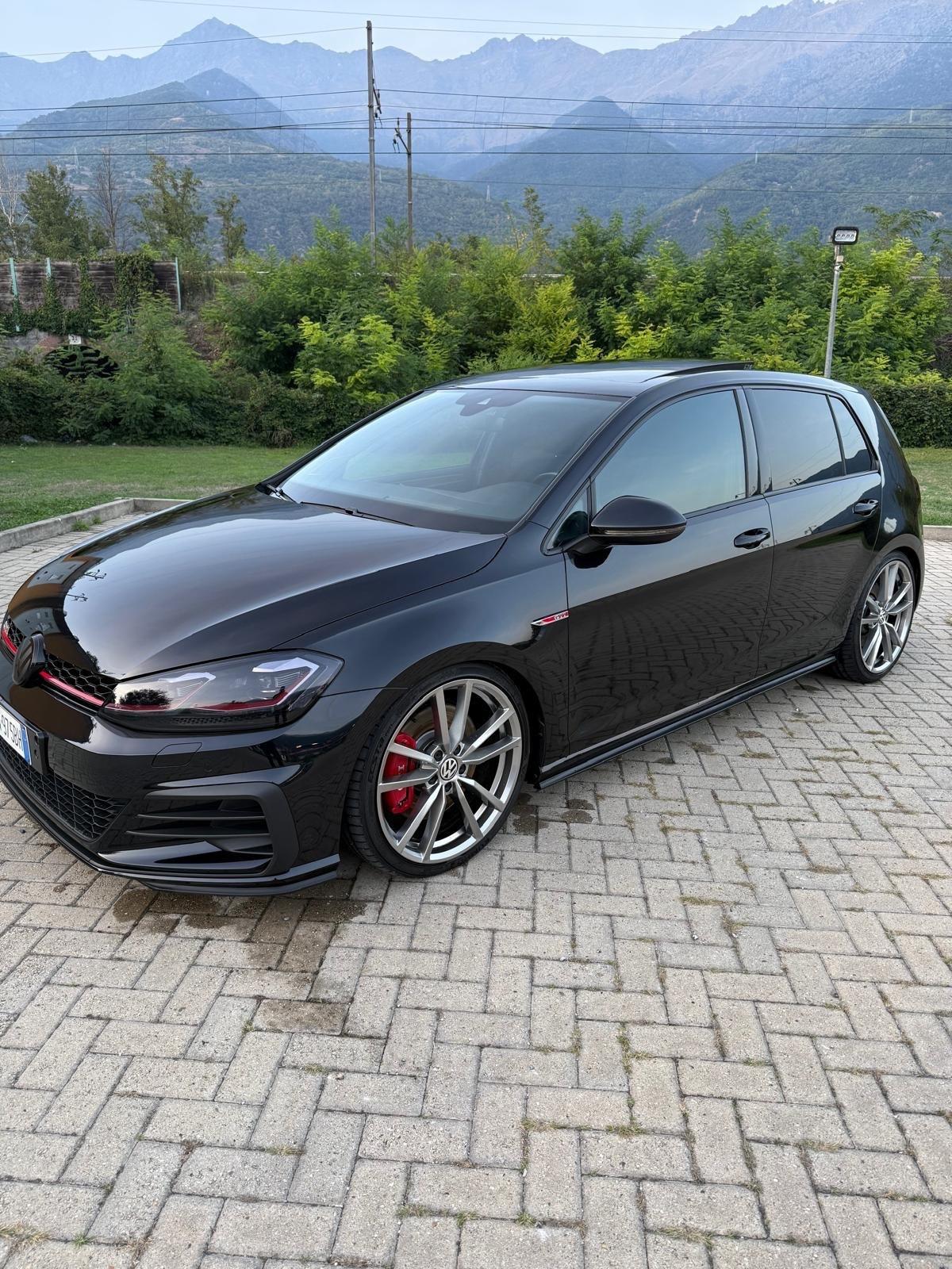 Volkswagen Golf GTI Performance 2.0 245 CV TSI DSG 5p. BMT