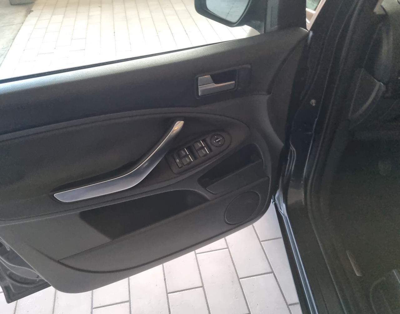 Ford C-Max 1.6 TDCi 110 CV Ikon DPF
