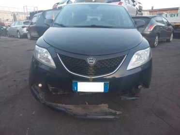 Lancia Ypsilon 1.3 MJT 16V 95 CV 5 porte S&S Silver
