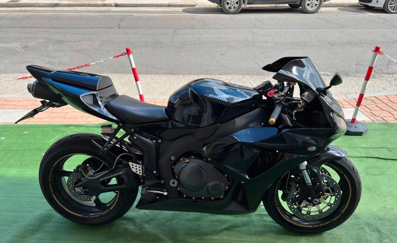 Honda CBR 1000 RR