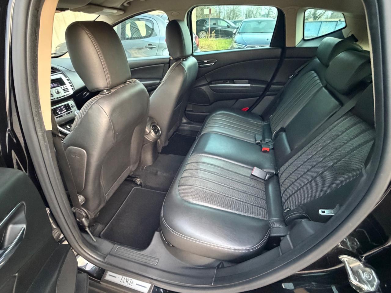 Lancia Delta 1.4 T-Jet 120 CV Silver Ecochic GPL