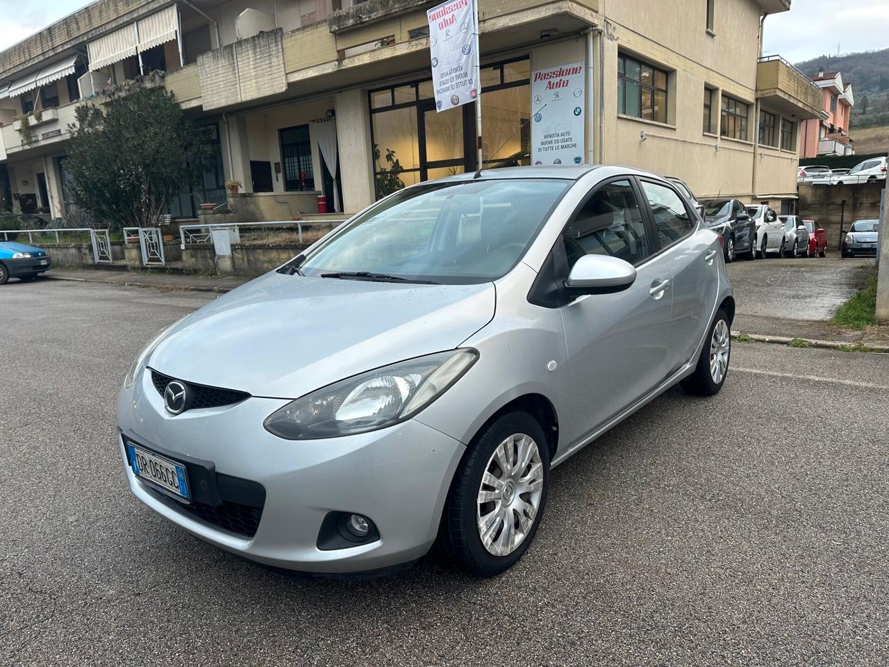 Mazda 2 1.4 TD 68CV 5p. Fun ok neo patentati