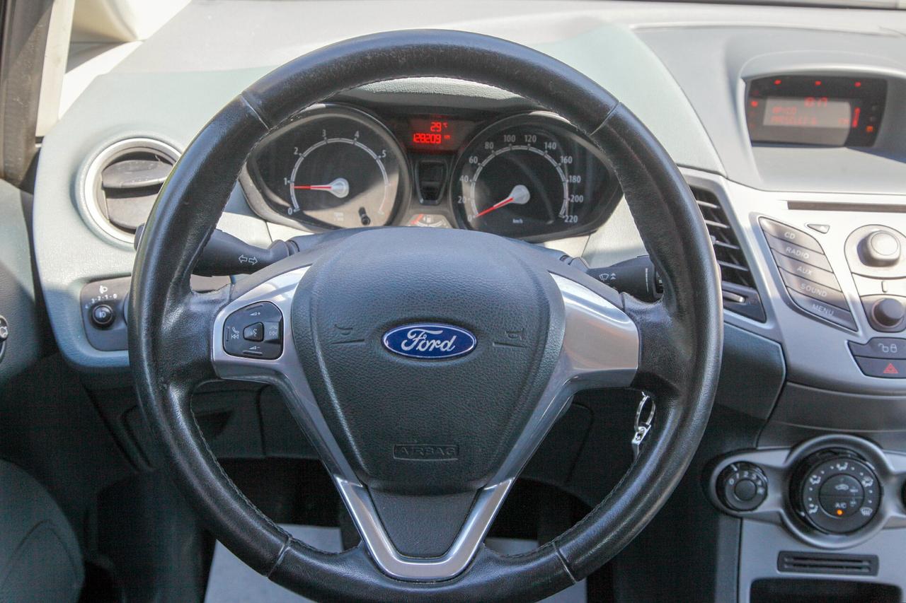 Ford Fiesta 1.25 5 porte GPL