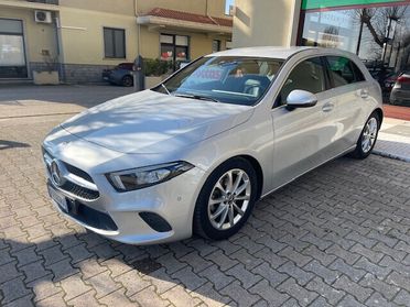 Mercedes-benz A 180 A 180 d Automatic Sport leve F1