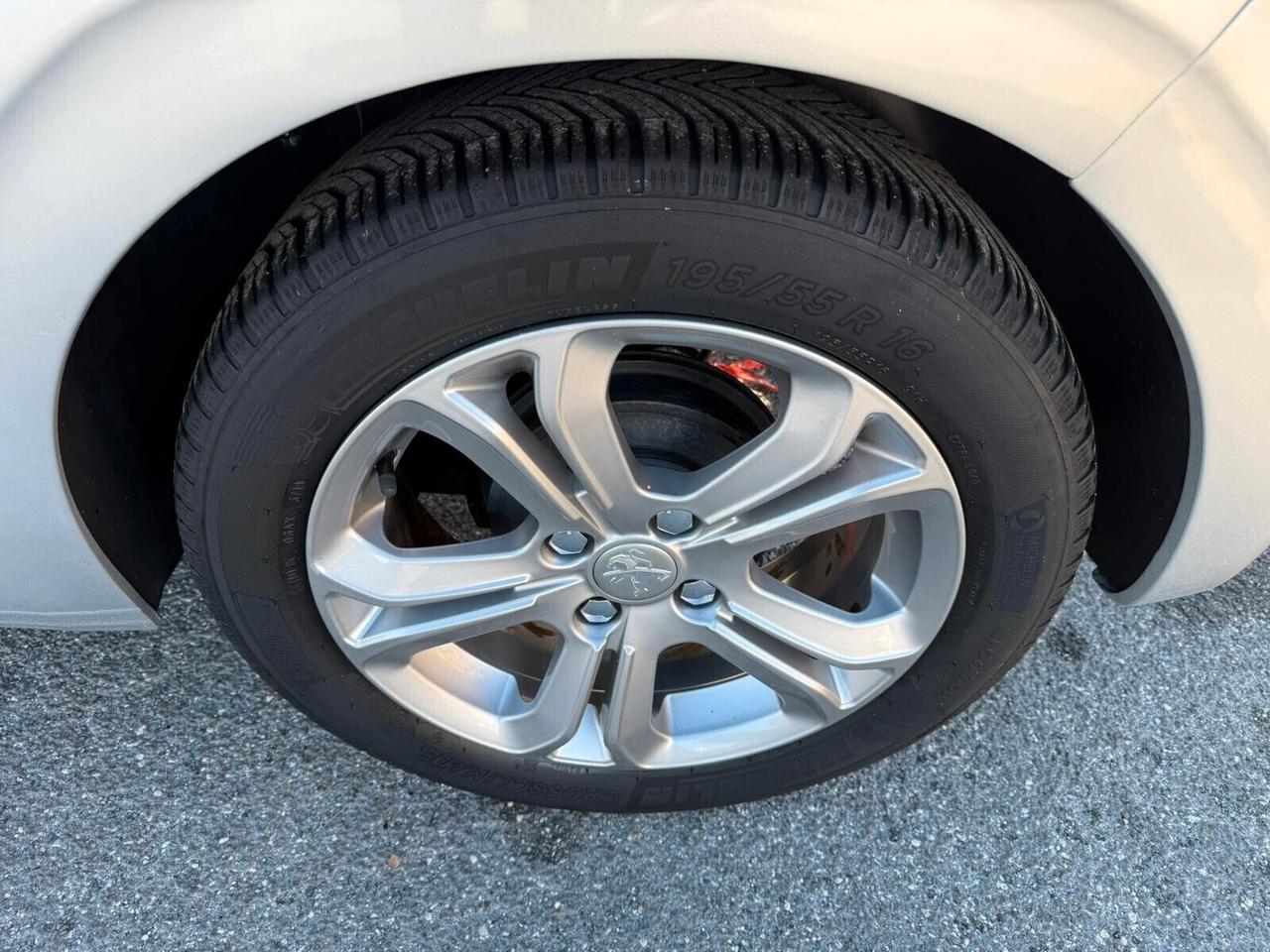 PEUGEOT 208 ALLURE 5PORTE 1.2BENZINA 82CV SOLO80MILAKM