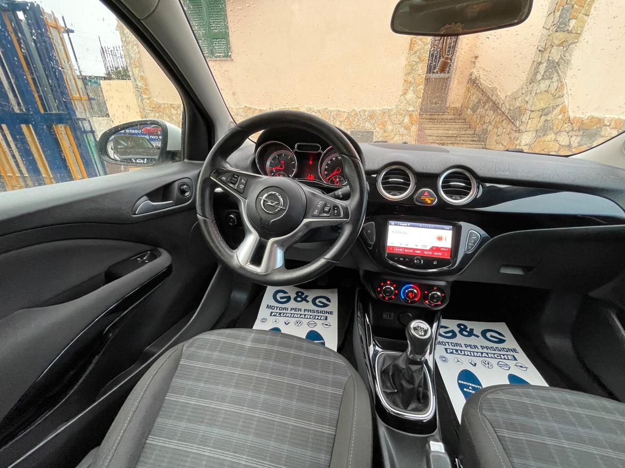 Opel Adam 1.4 87 CV Glam