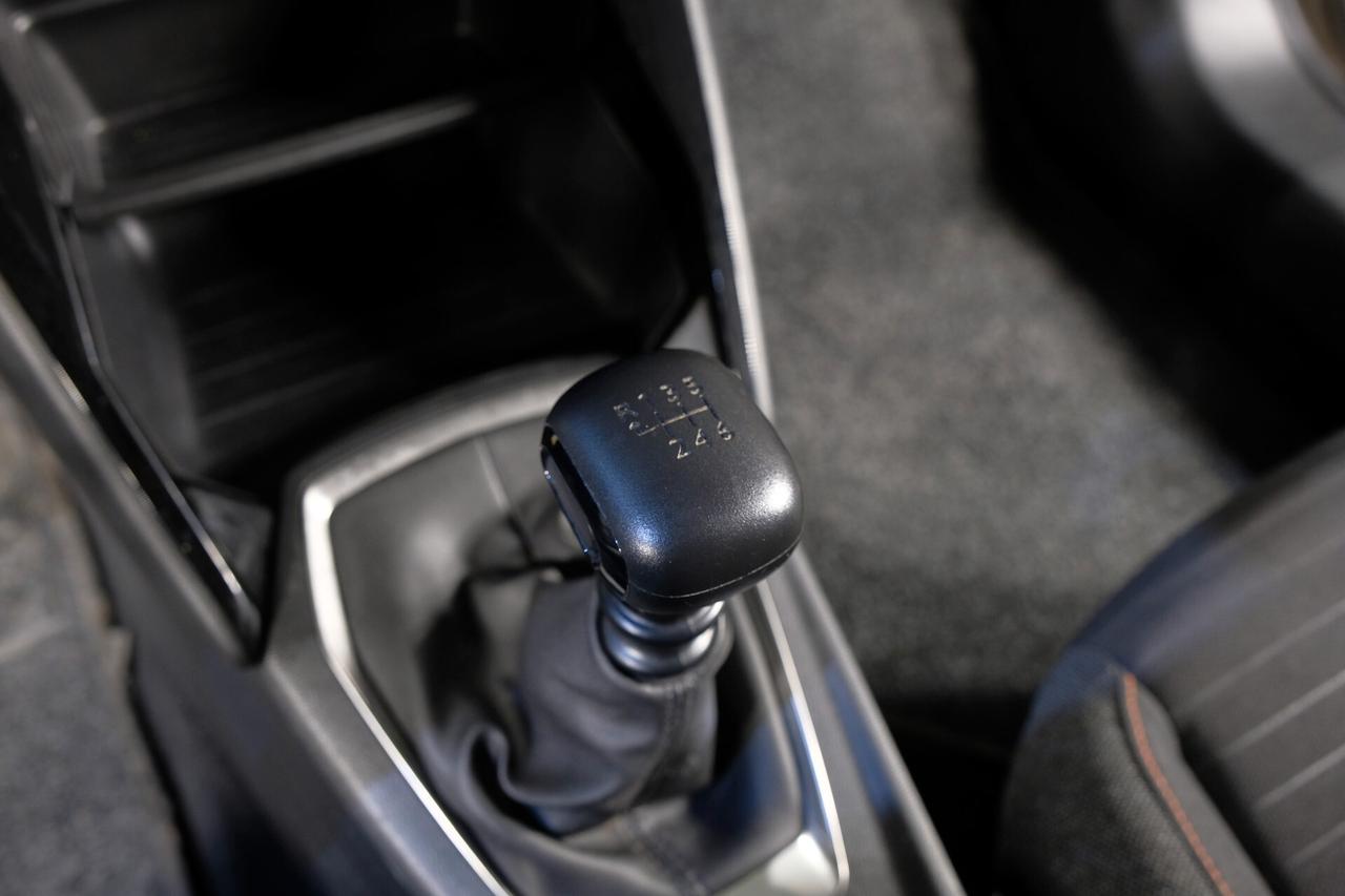 PEUGEOT 2008 1.5 bluehdi Active s&s 100cv