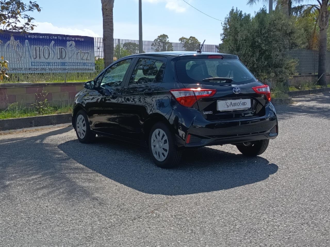 TOYOTA Yaris 1.0 72 CV 5p. Cool SOLO 29.000 KM