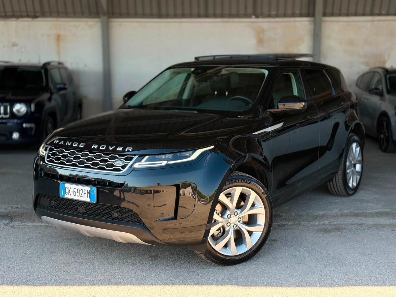 Land Rover Range Evoque 2.0D I4 163 CV R-Dynamic S