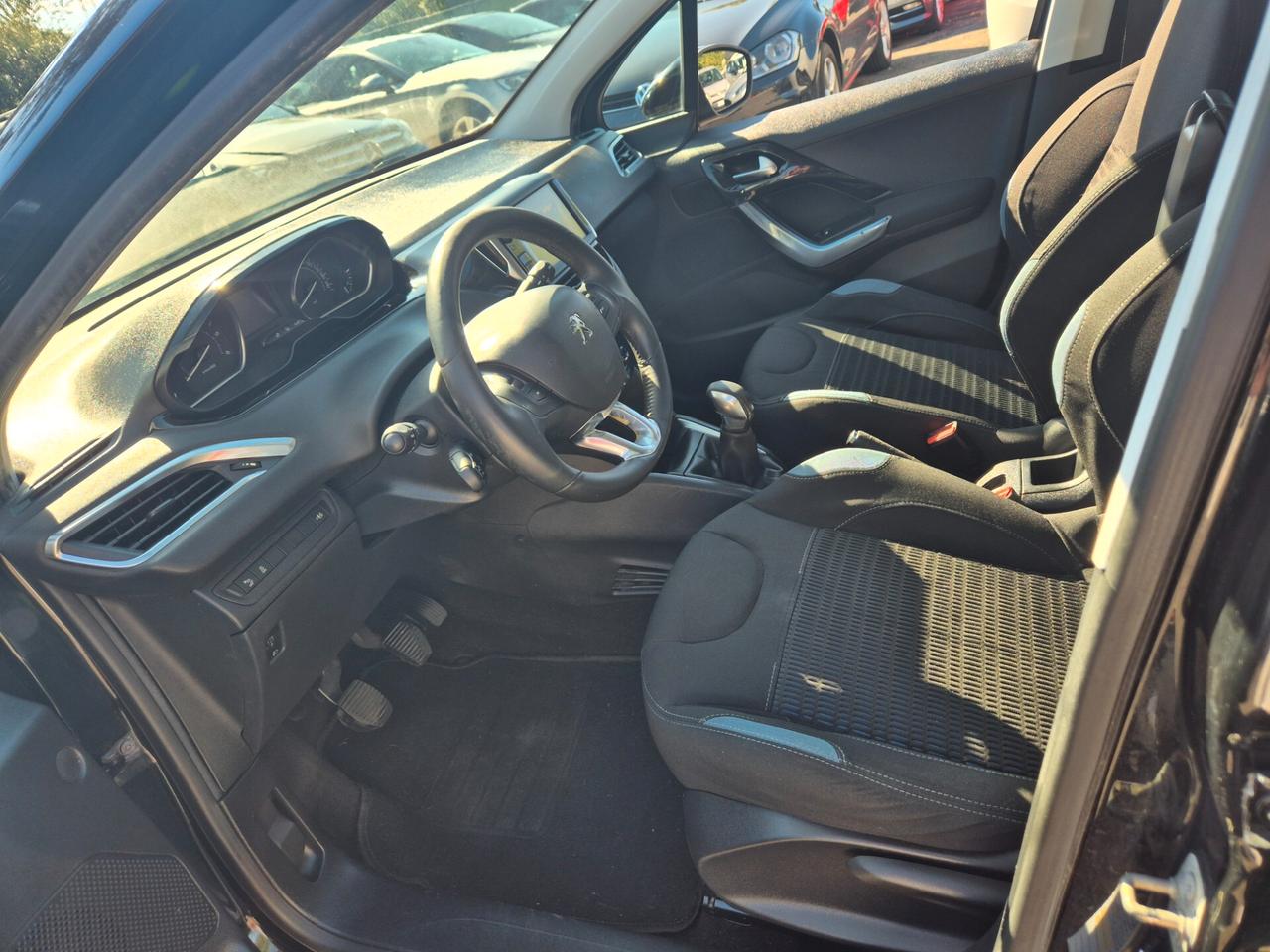 Peugeot 208 1.4 HDi 68 CV 5 porte Active