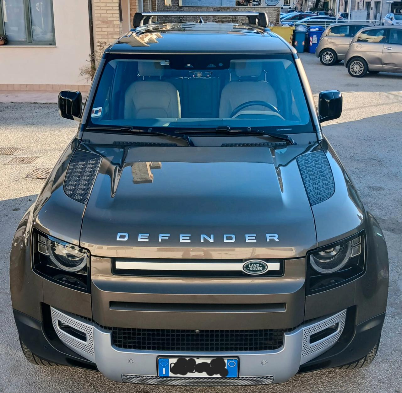 LAND ROVER Defender 110 3.0D I6 200 CV AWD Auto X-Dynamic SE (147 kw)