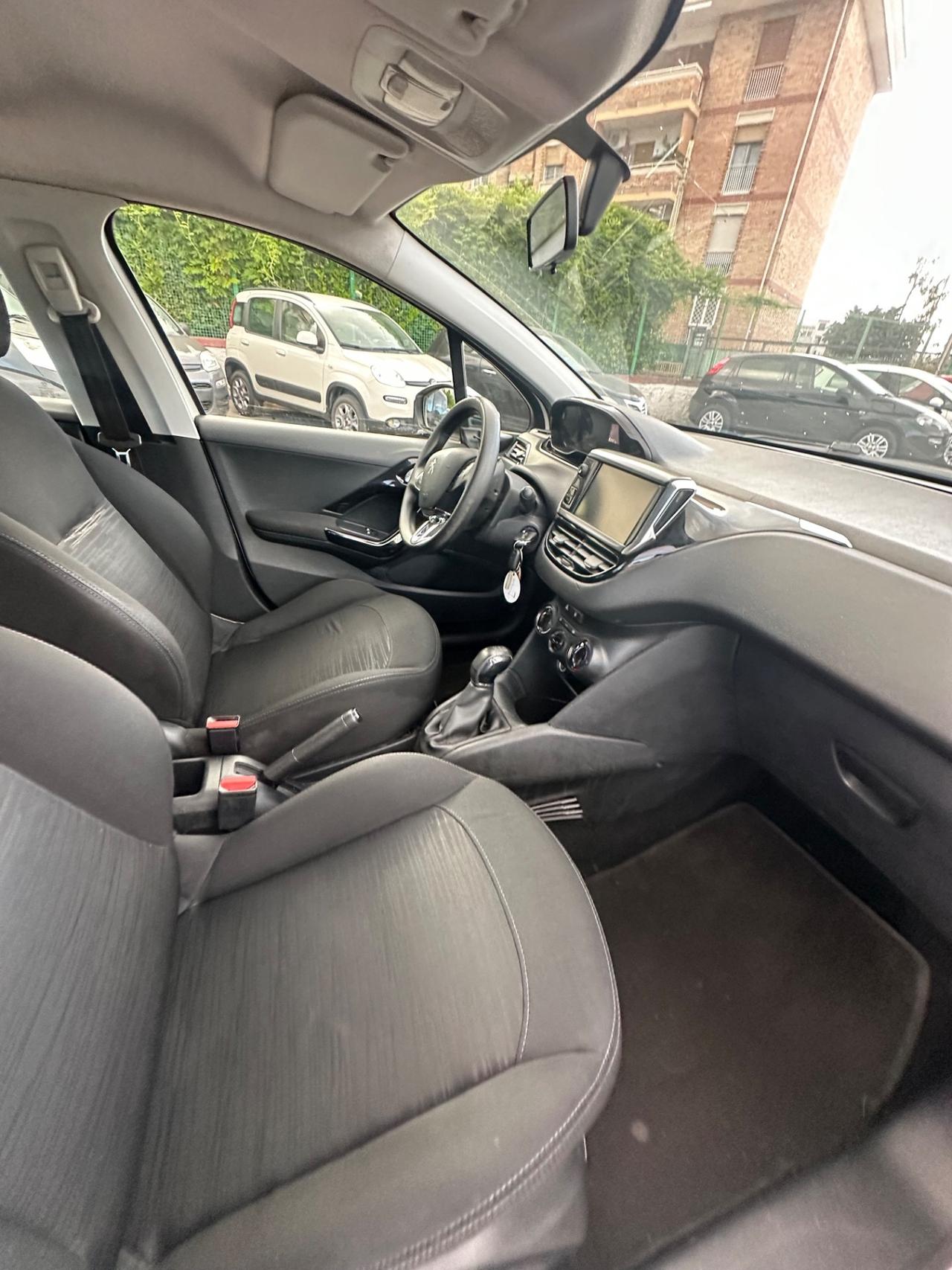 Peugeot 208 1.2 VTi 82 CV 5 porte Allure