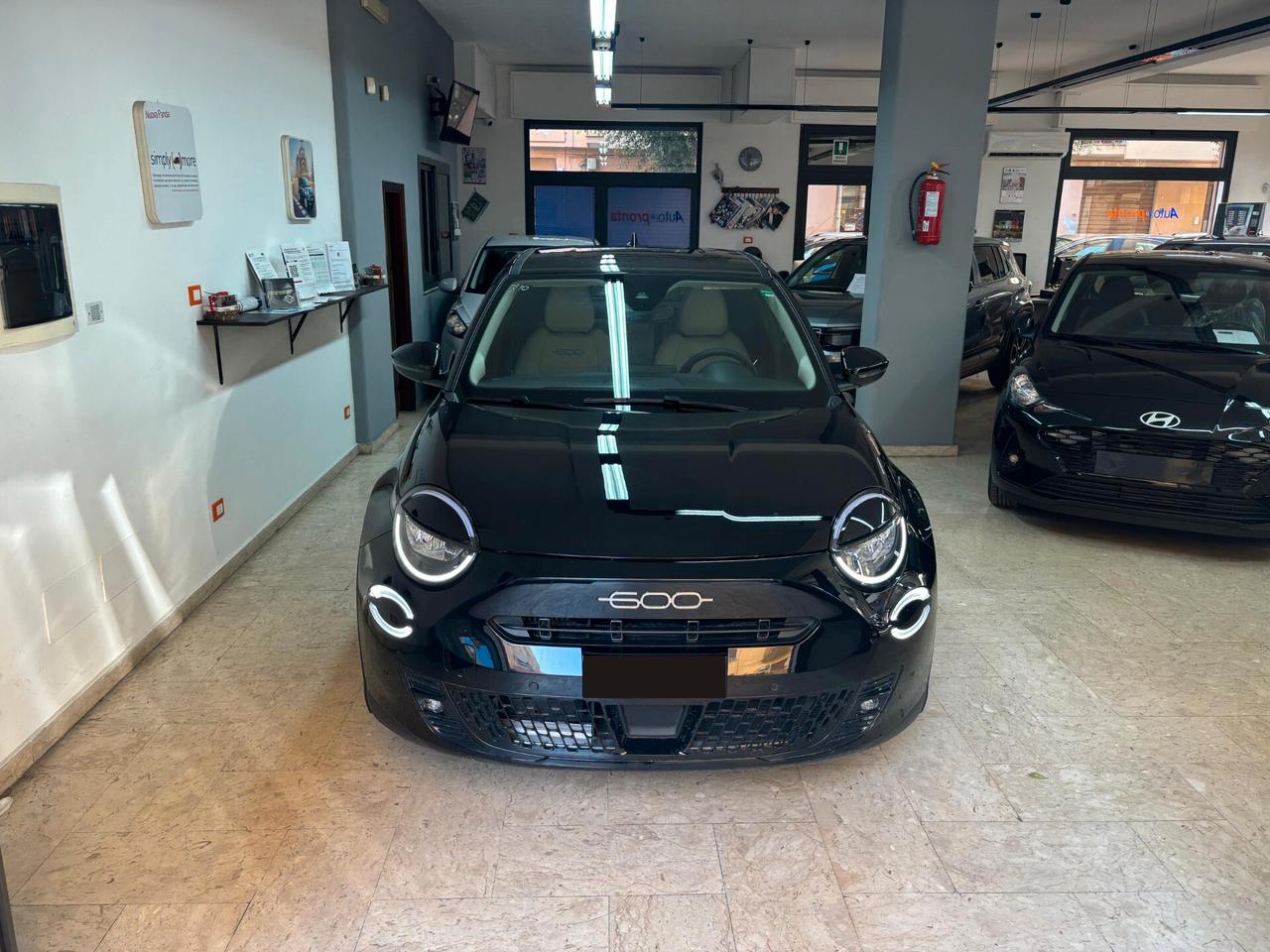 Fiat 600 Hybrid 100 CV DCT MHEV La Prima