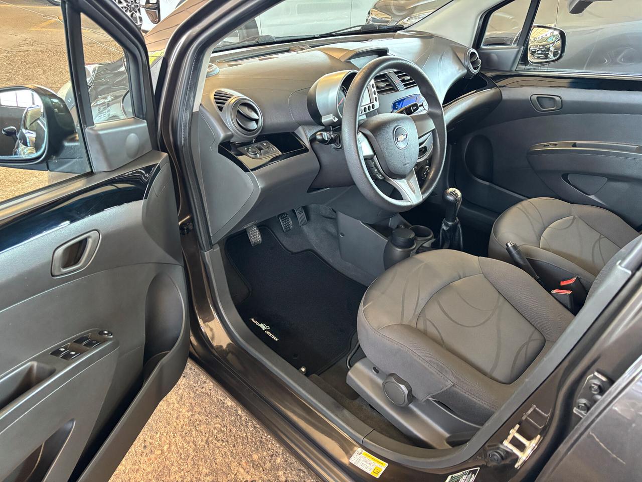 Chevrolet Spark 1.0 BENZINA LS 50KW 68 CV NEOPATENTATO
