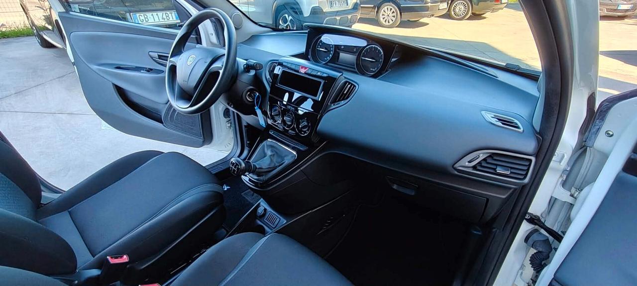 Lancia Ypsilon 1.2 69 CV "KM 41000"