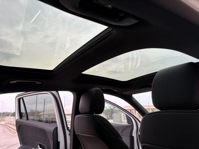 MERCEDES-BENZ GLA 200 d Automatic Premium Amg TETTO-PACK NIGHT