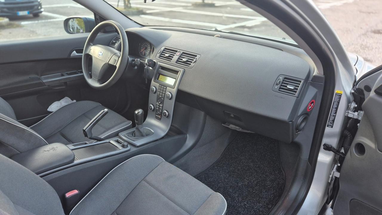 Volvo C30 1.6 Momentum