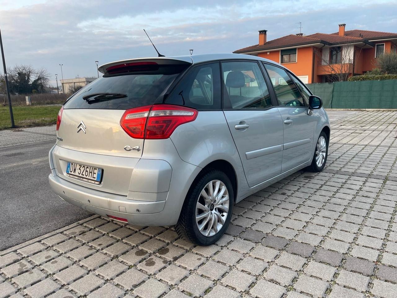Citroen C4 Picasso 1.6 HDi 110 FAP CMP6 Elegance