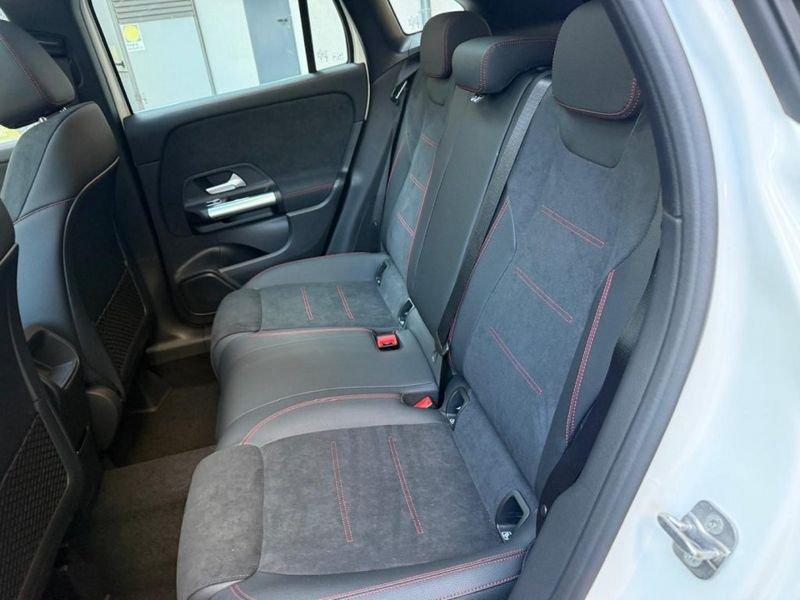 Mercedes-Benz GLA 180 Automatic AMG Line Premium