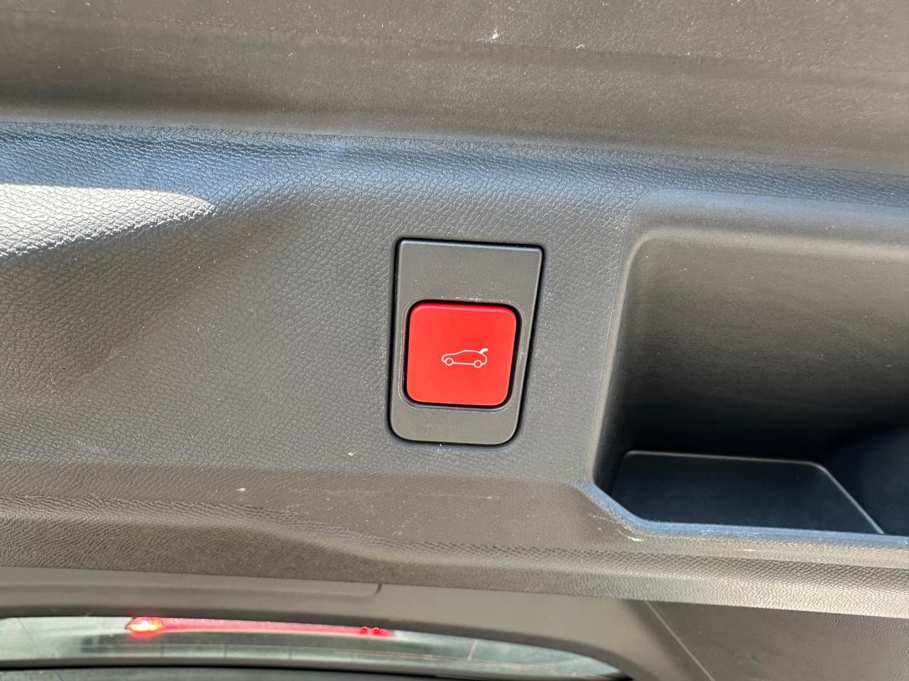 Peugeot 5008 Hybrid 136 e-DCS6 GT