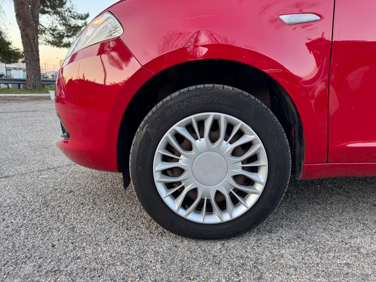 LANCIA Ypsilon 0.9 T.Air 85CV 5p.Met.Ec.Elef.