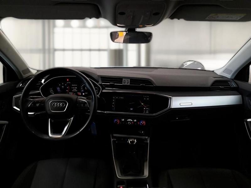 AUDI Q3 35 TDI quattro Business
