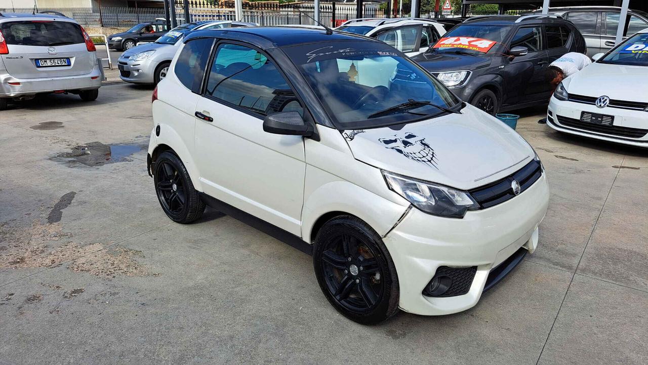 Aixam GTO Minicar 2015