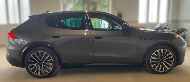 MASERATI Grecale MHEV 330 CV AWD Modena