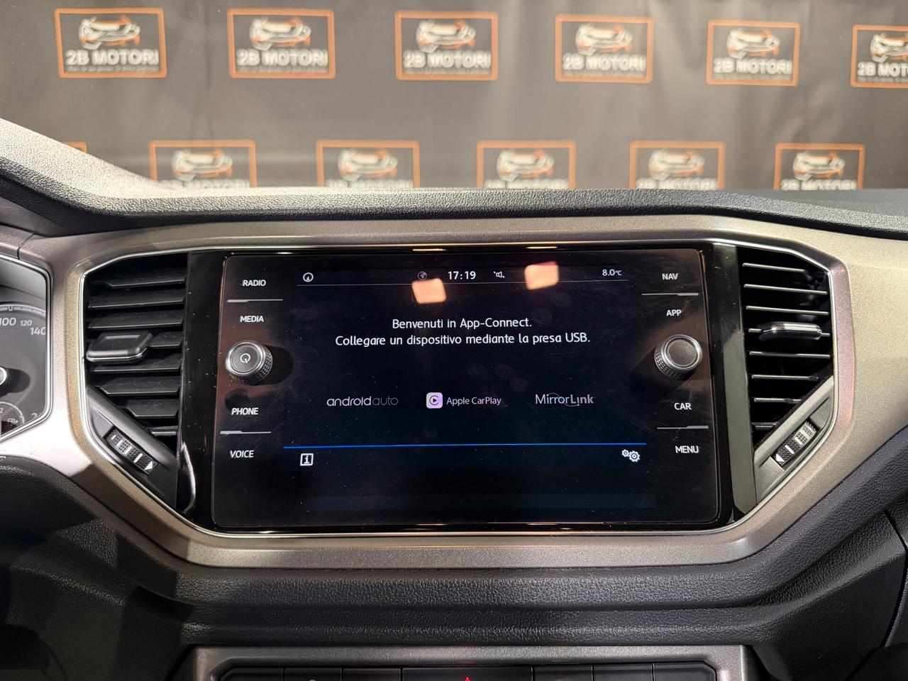 Volkswagen T-Roc 1.6 TDI SCR Business BlueMotion Technology