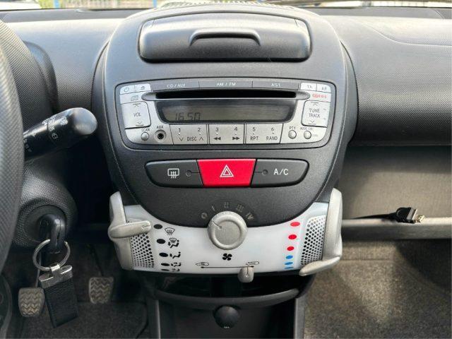 TOYOTA Aygo 1.0 69CV 5 porte Connect