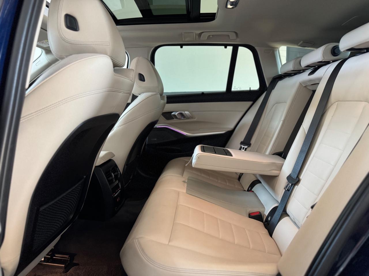 Bmw 330 330e xDrive Touring Luxury TETTO APRIBILE