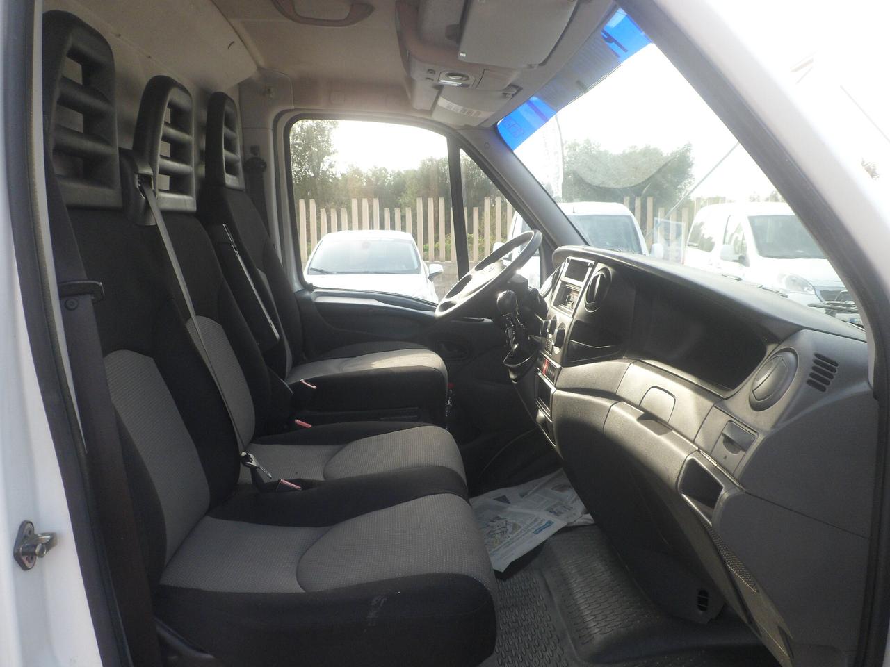 Iveco Daily 35s15 furgone medio alto